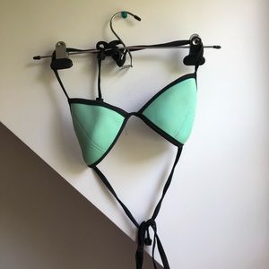 TRIANGL Bikini Top